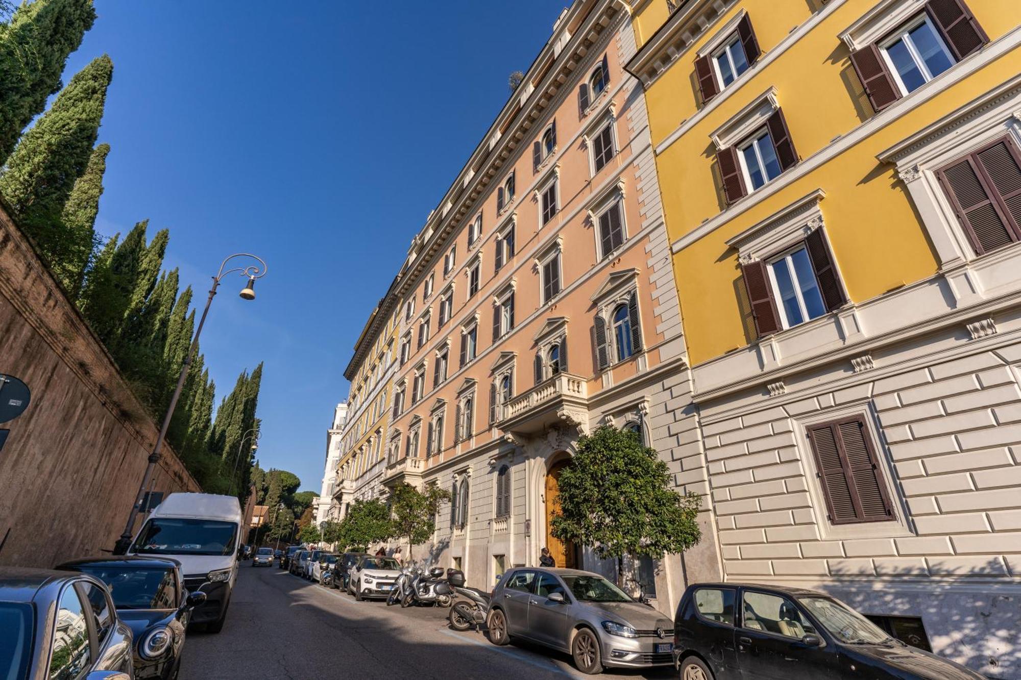 Opera Suites Pinciana — Foto 2